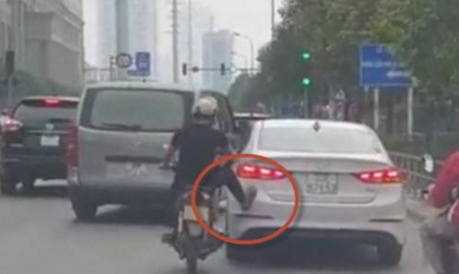 Mức phạt ô tô về hành vi xe kéo, đẩy xe khác không đúng quy định